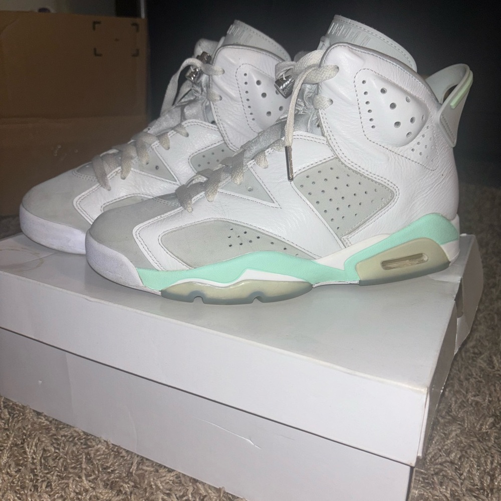 Nike Air Jordan 6 Retro White Mint Women’s